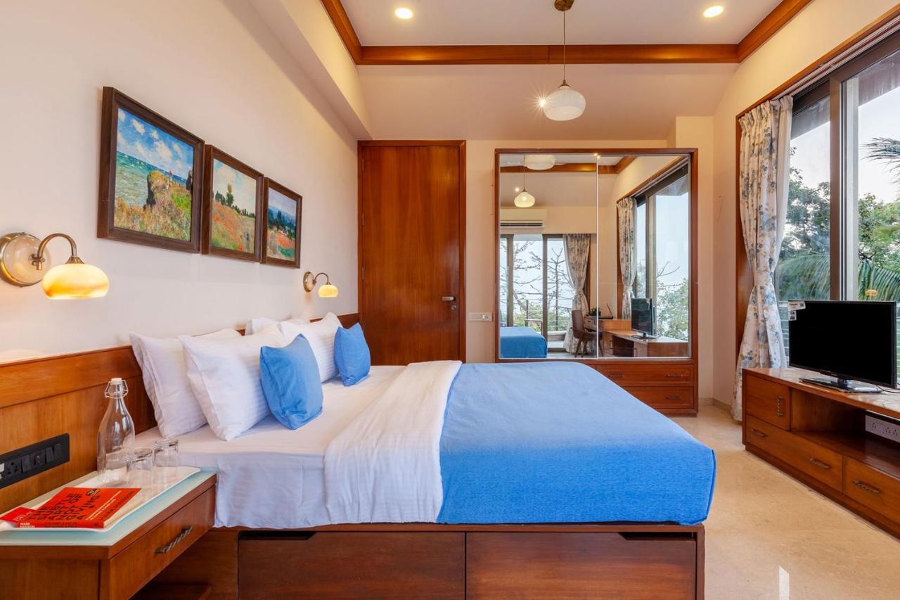 The Blue Horizon By Stayvista: Beachfront Villa with Pool and Games Alibag Exterior photo
