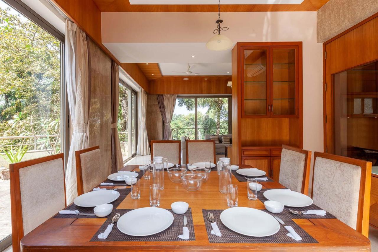 The Blue Horizon By Stayvista: Beachfront Villa with Pool and Games Alibag Exterior photo